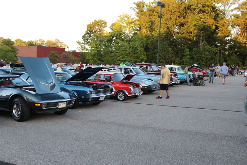 Illustration for article titled Solon, Ohio Tuesday Night Cruise-in photo dumpÂ